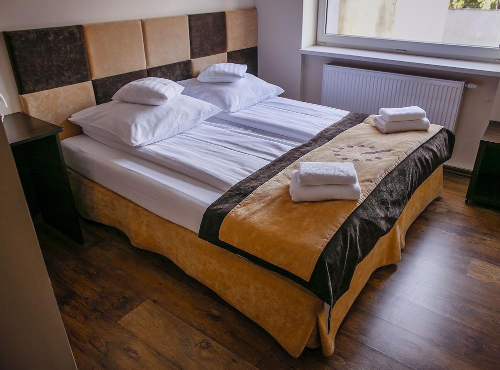 Boutique Hotel'S II Rewolucji Lodz  Exterior photo