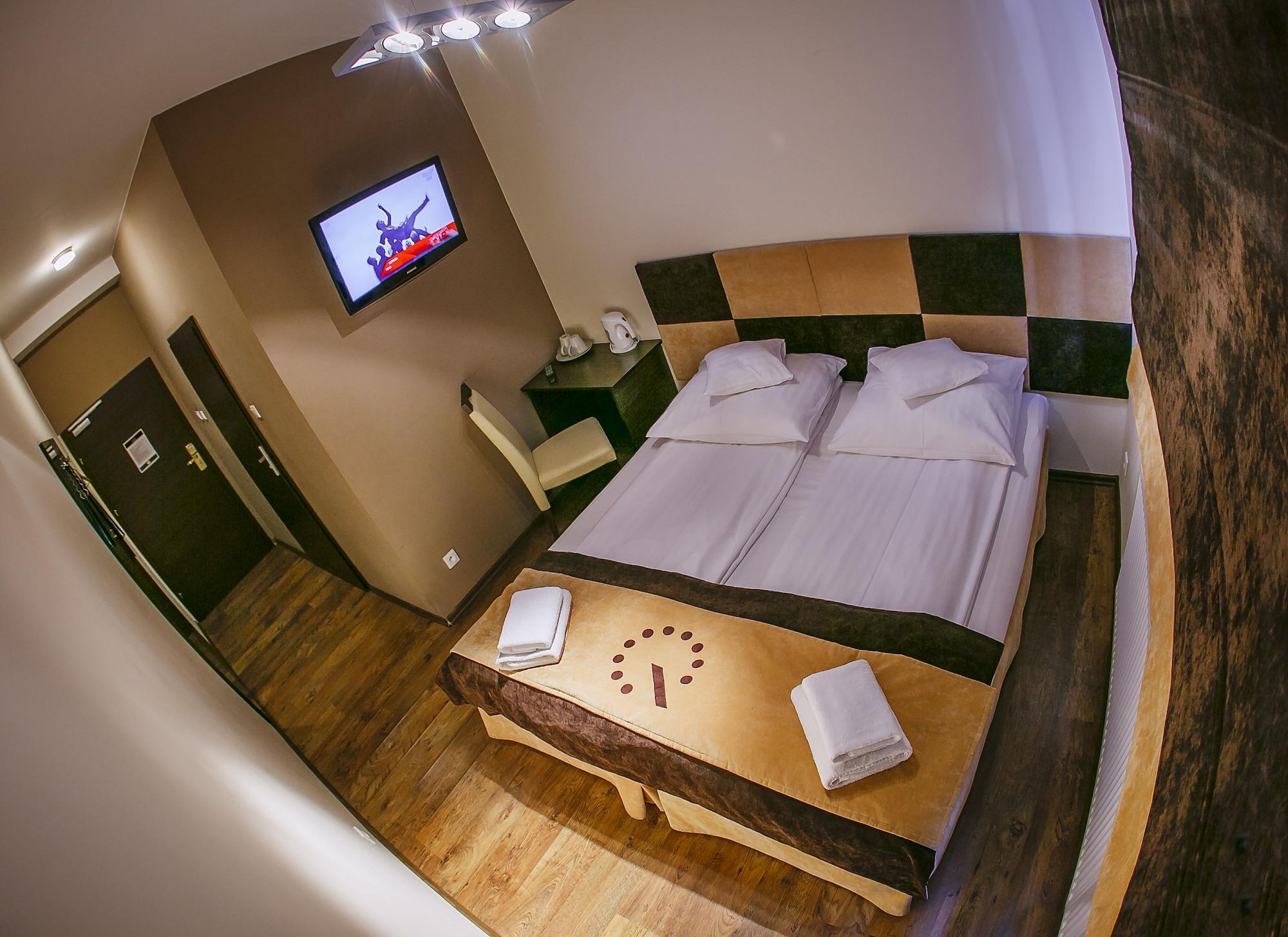 Boutique Hotel'S II Rewolucji Lodz  Exterior photo