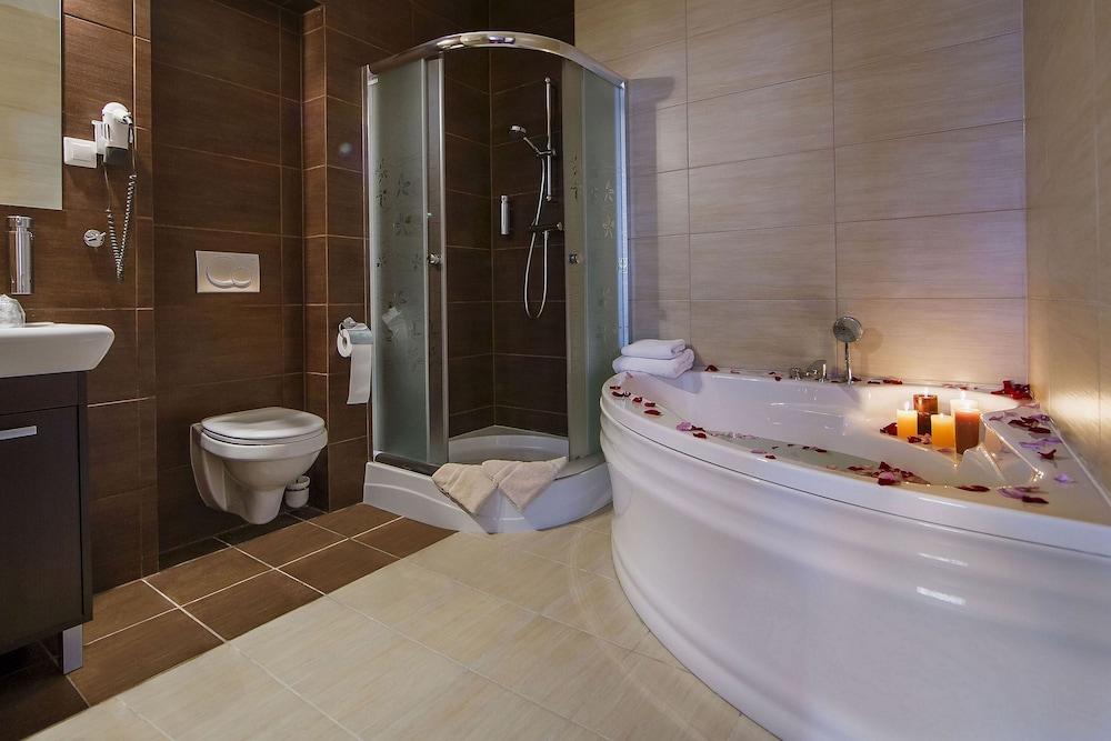 Boutique Hotel'S II Rewolucji Lodz  Exterior photo